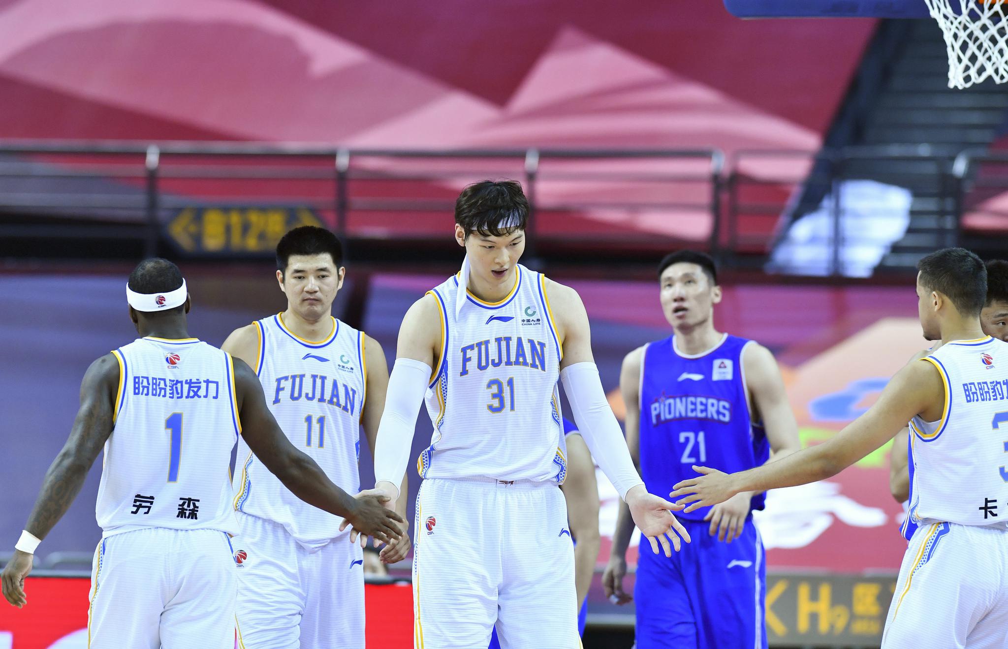 包含天津队迎战福建队，实力对比的词条