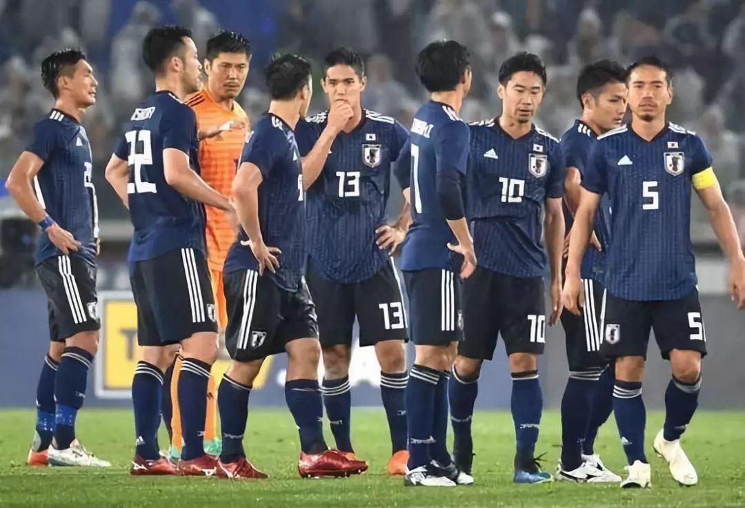 包含天海迅速换帅，新主帅接手球队士气饱满的词条