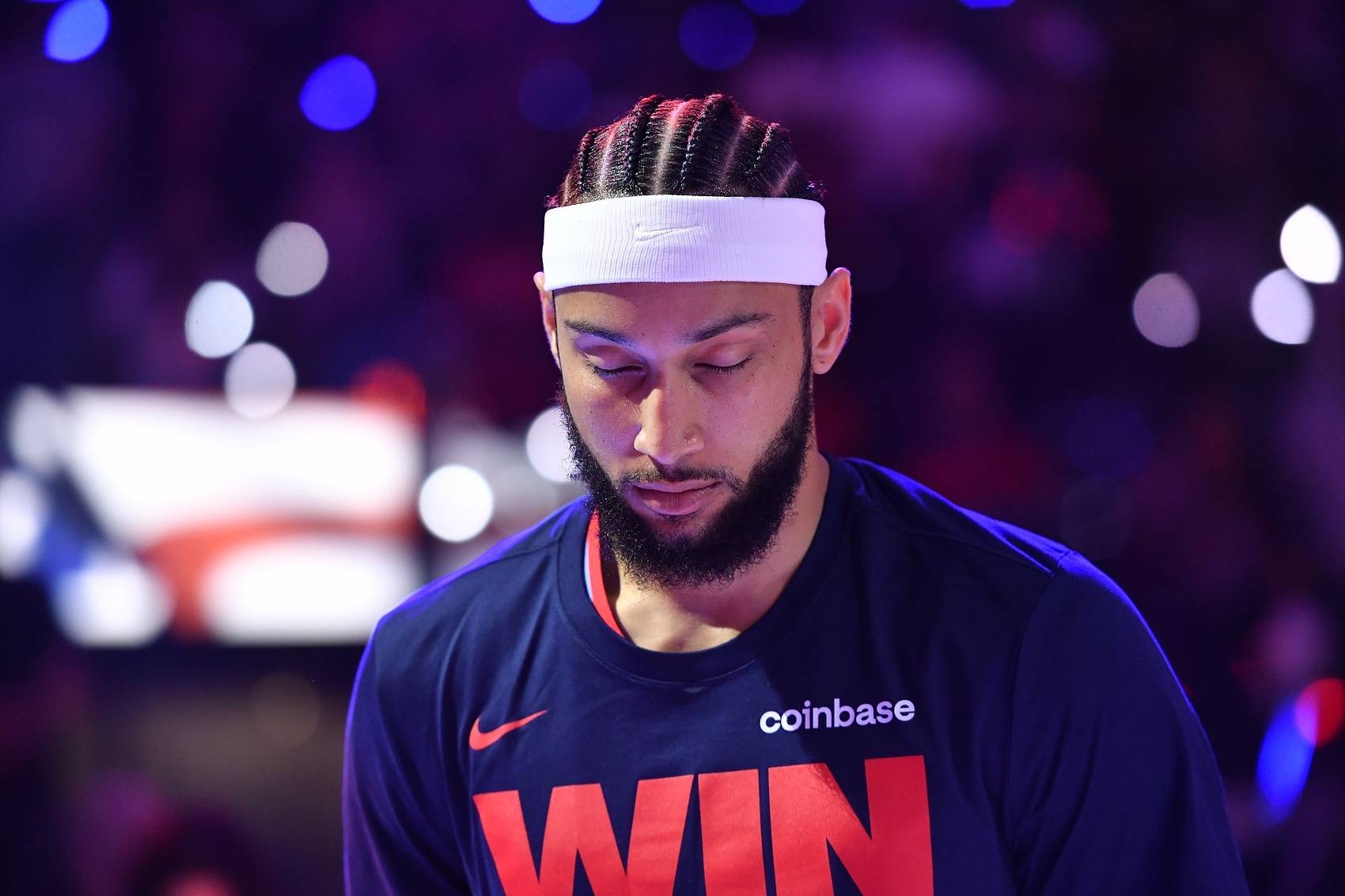 爱游戏体育入口-NBA交易传闻：比尔·西蒙斯提议用勒布朗·詹姆斯交换科怀·伦纳德
